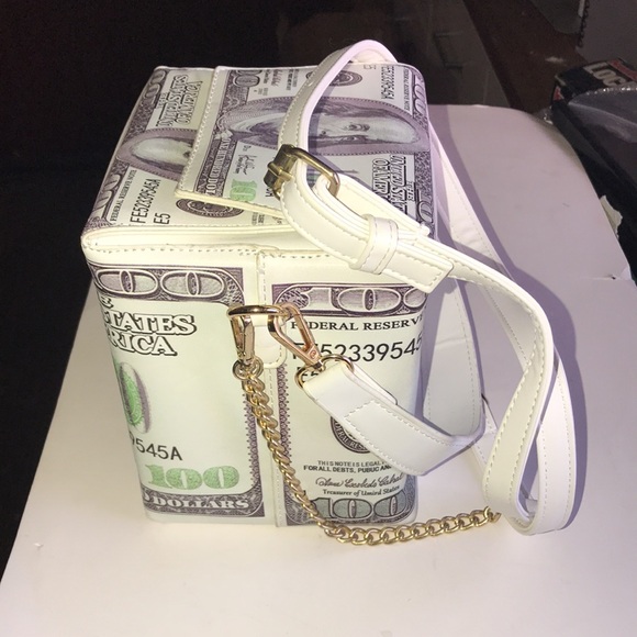 NWT Women’s Money Print Crossbody Bag - Picture 13 of 13